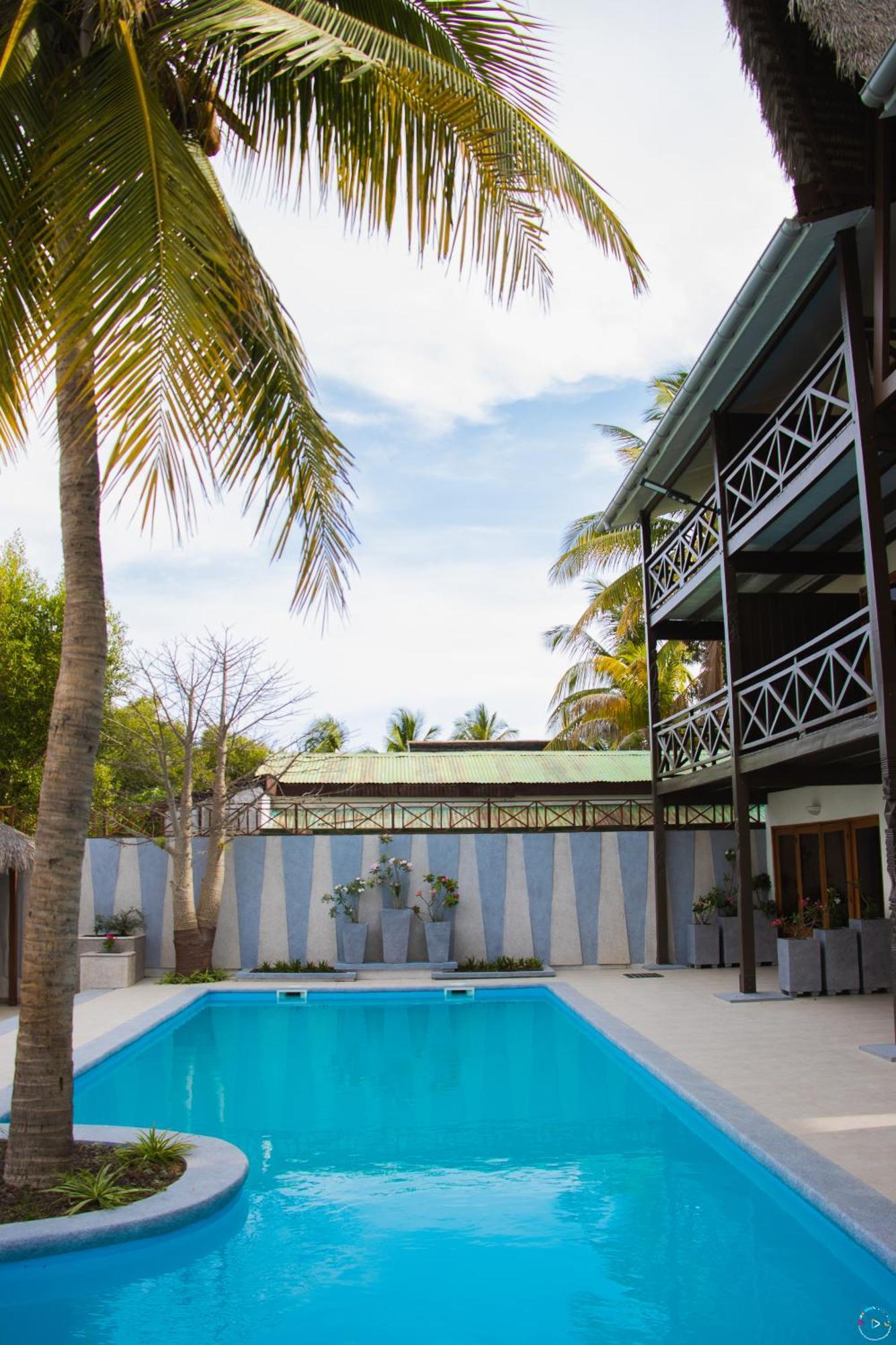 Hotel Baobab Cafe Мурундава Экстерьер фото