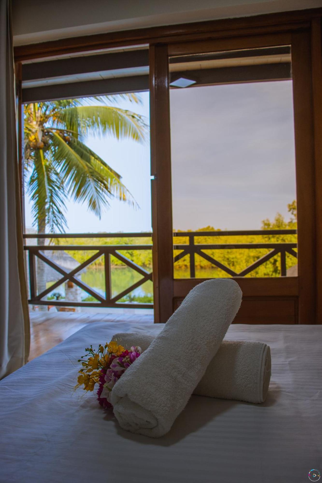 Hotel Baobab Cafe Мурундава Экстерьер фото