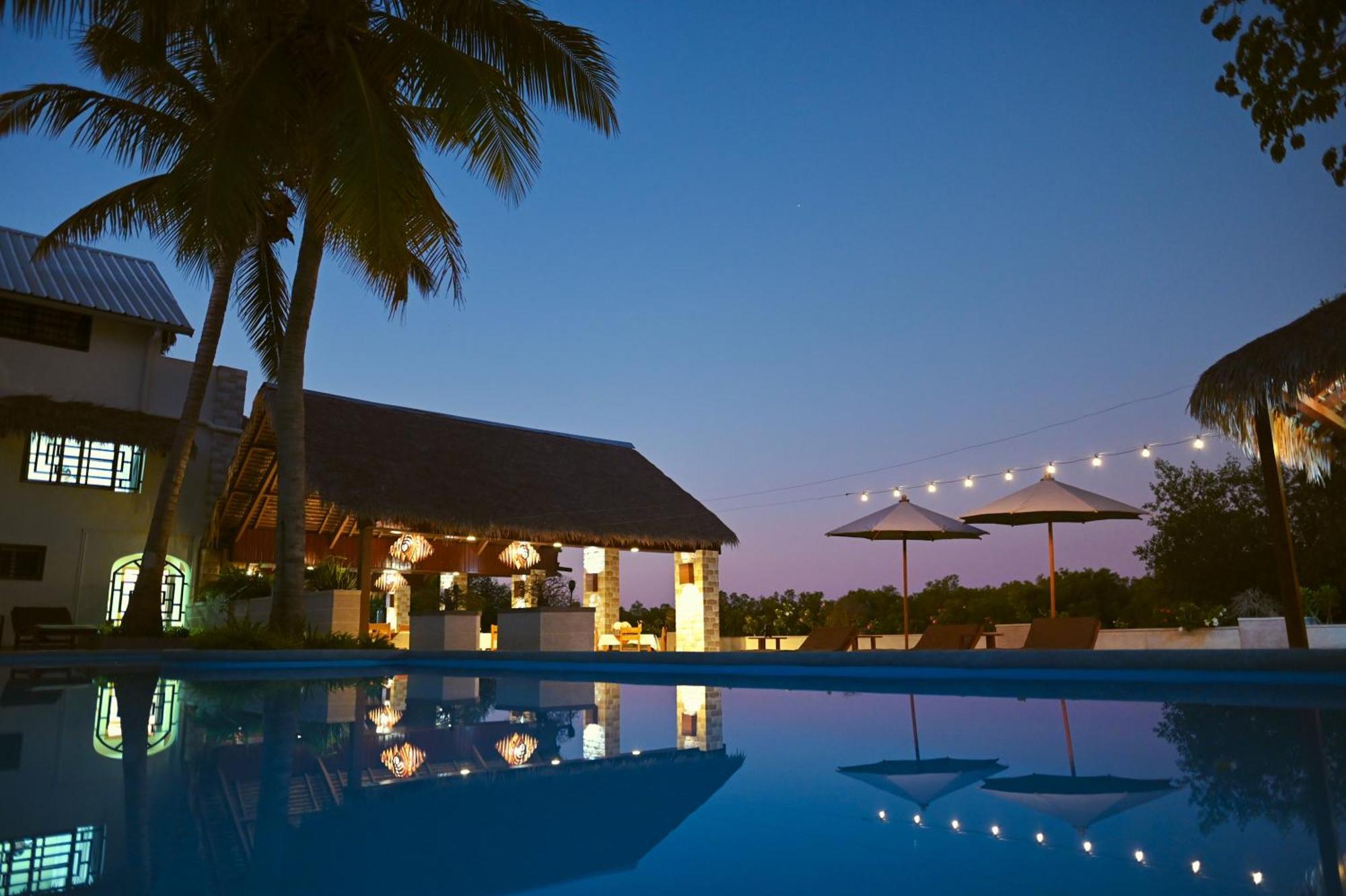 Hotel Baobab Cafe Мурундава Экстерьер фото